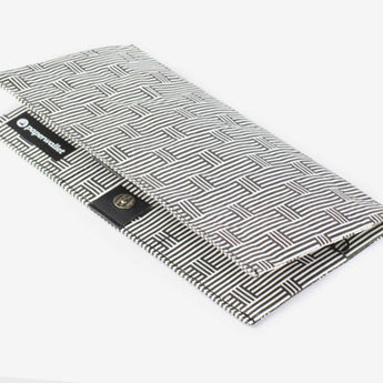 Clutch Wallet Eye Test