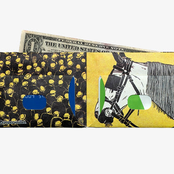 Slim Wallet Me vs. The Others - Open Wallet Outside Design