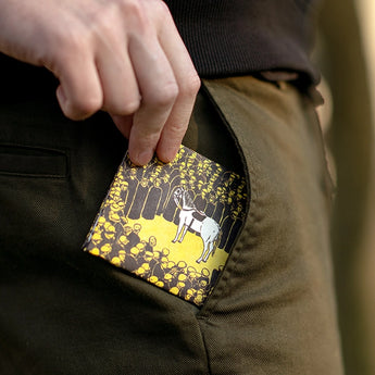Slim Wallet Me vs. The Others - Open Wallet Inside Design with cards and cash