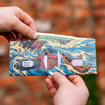 Slim Wallet The Old Man and the Sea - Lifestyle image
