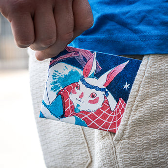 Slim Wallet Usagi - Lifestyle image