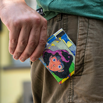 Slim Wallet Bloomscape - Lifestyle image