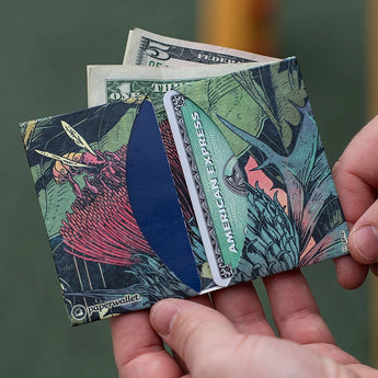 Micro Wallet Bush Cricket - Lifestyle image