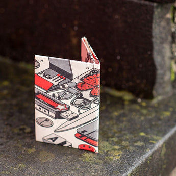 Micro Wallet Knives - Lifestyle image