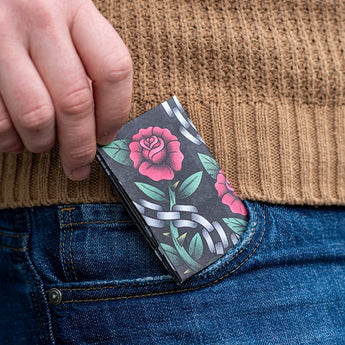 Micro Wallet Roses & Cages - Lifestyle image