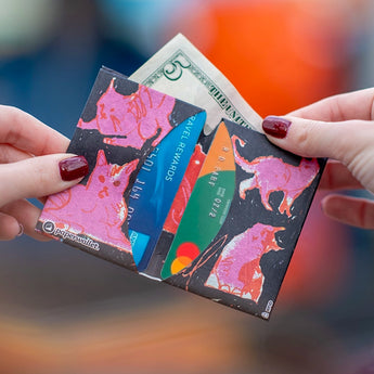 Micro Wallet Meow - Lifestyle image