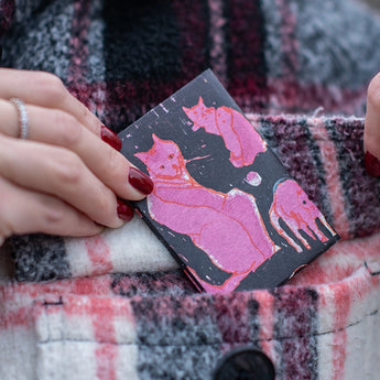 Micro Wallet Meow - Lifestyle image