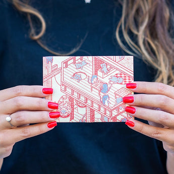 Micro Wallet Cat Bar - Lifestyle image