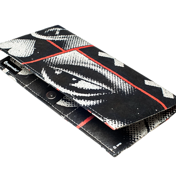 Clutch Wallet Fragments