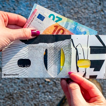 Slim Wallet Paperboi - Lifestyle image