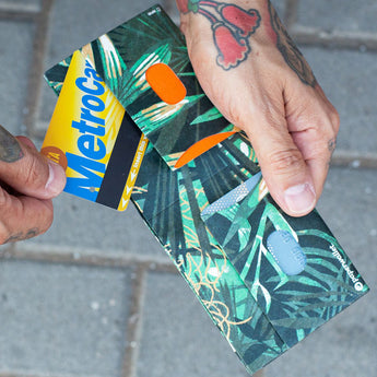 Slim Wallet Botanic - Open Wallet Inside Design with cards and cash