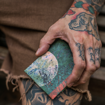 Slim Wallet Lunar Path - Lifestyle image