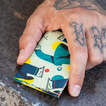 Micro Wallet Skate - Open Wallet Inside Design with cards and cash
