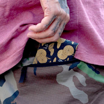 Slim Wallet Lilly - Lifestyle image