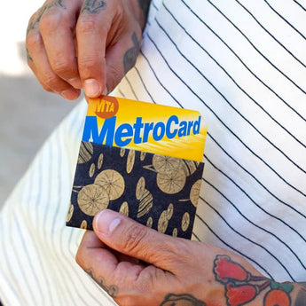 Micro Wallet Lilly - Lifestyle image
